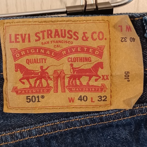 Levi's 501 Jeans, 40W x 32L, Button Fly - Picture 3 of 8